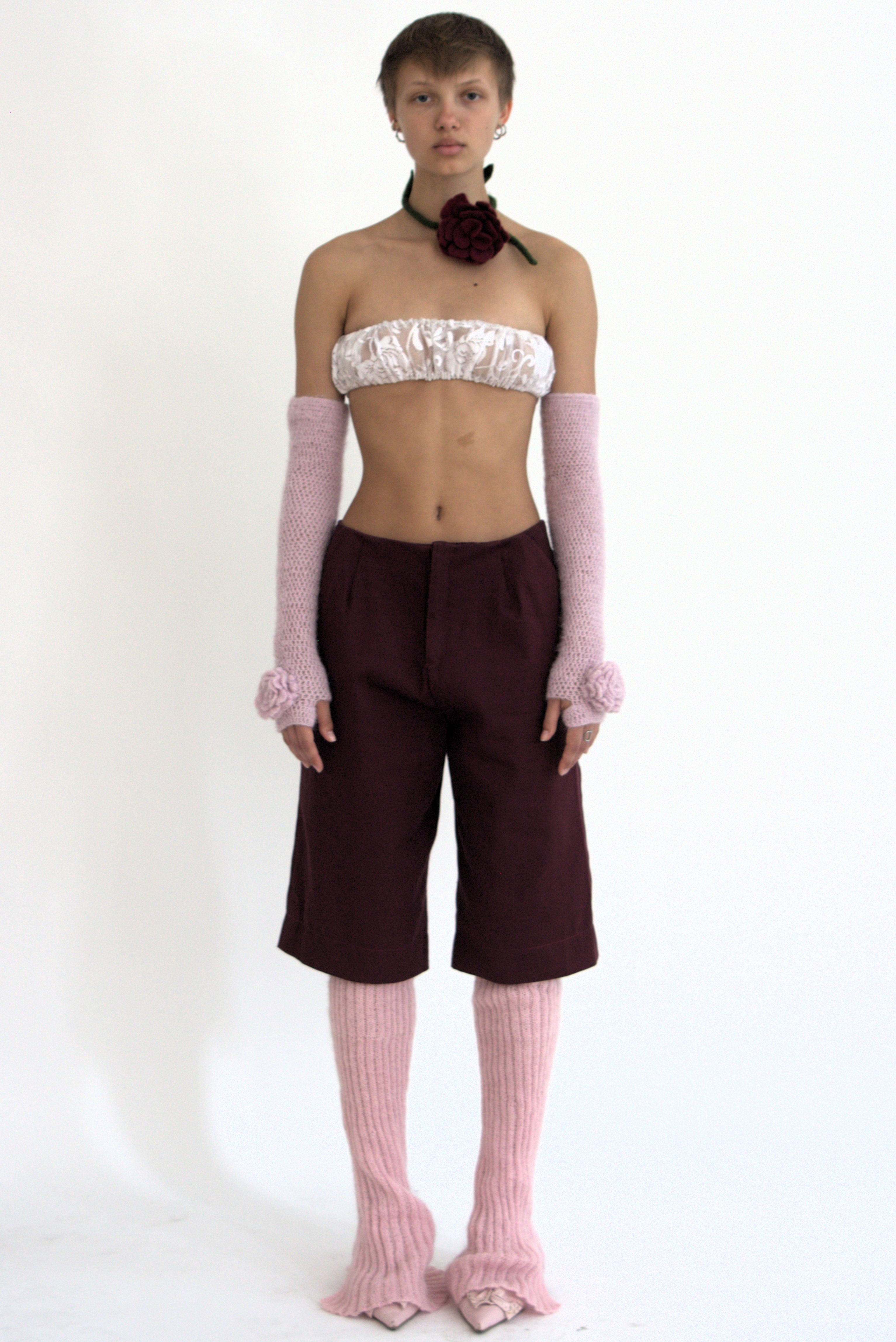 MICRO BUBBLE TOP IN WHITE LACE