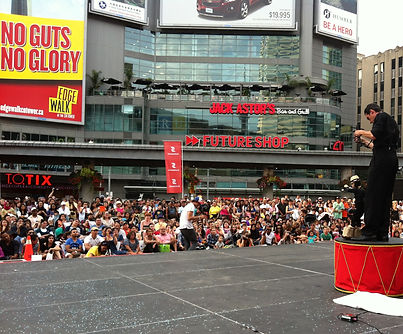 Toronto Dundas_edited_edited.jpg