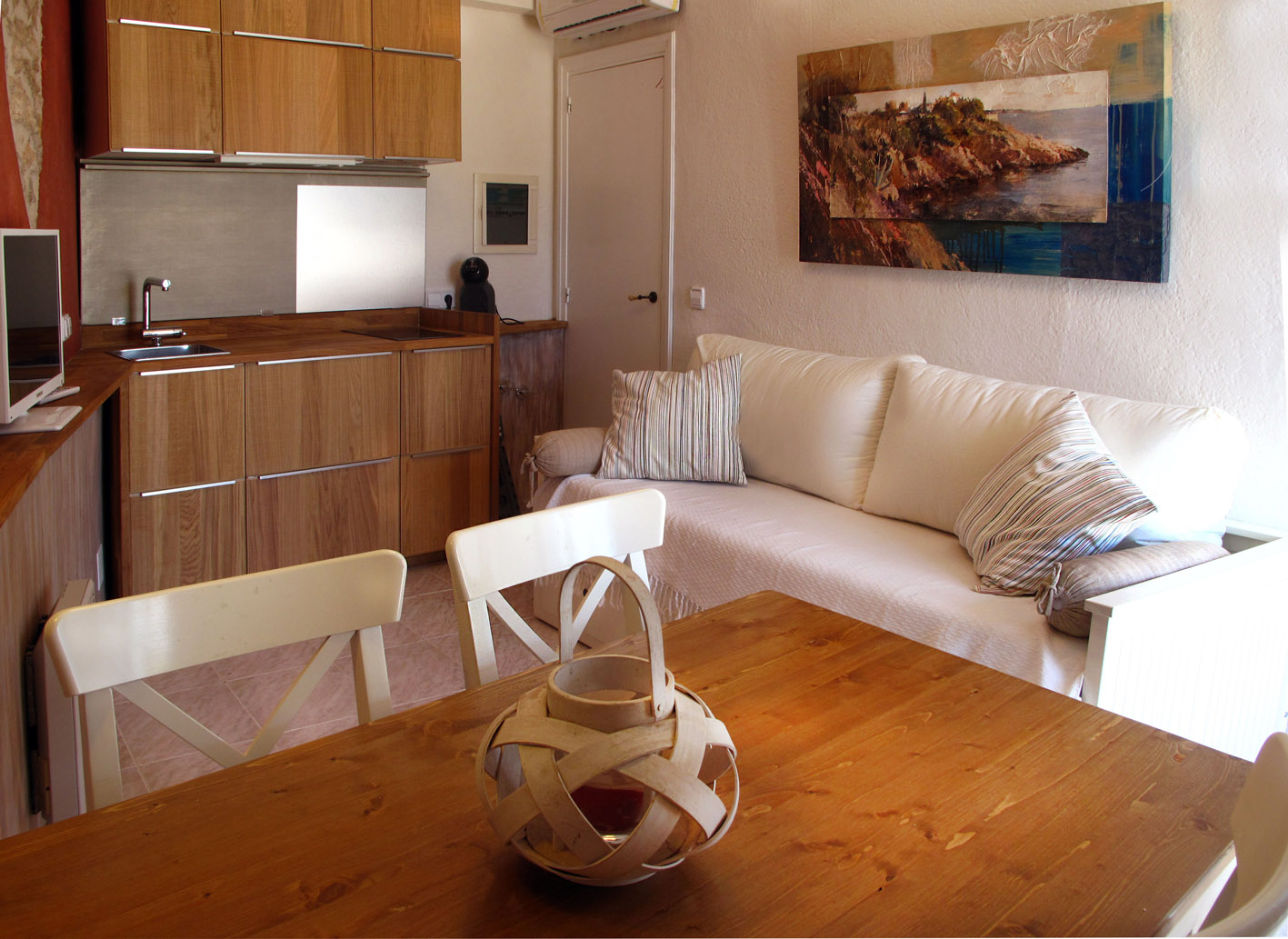 Download Platja taula de menjador de la casa For iPhone Platja Taula De Menjador De La Casa