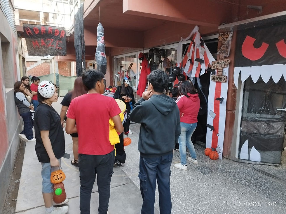 EL IES N.º 10 INVITA A LA COMUNIDAD A UNA JORNADA DE HALLOWEEN CON JUEGOS Y TEATRO EN INGLÉS