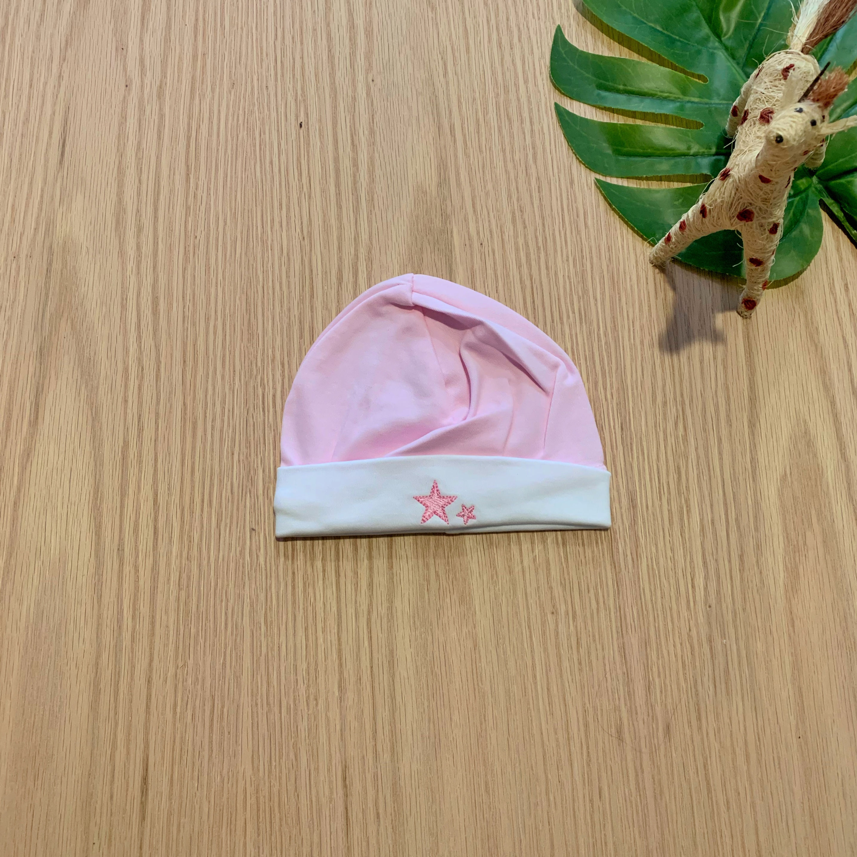 Gorro rosado para bebe 100% algodón peruano bordado