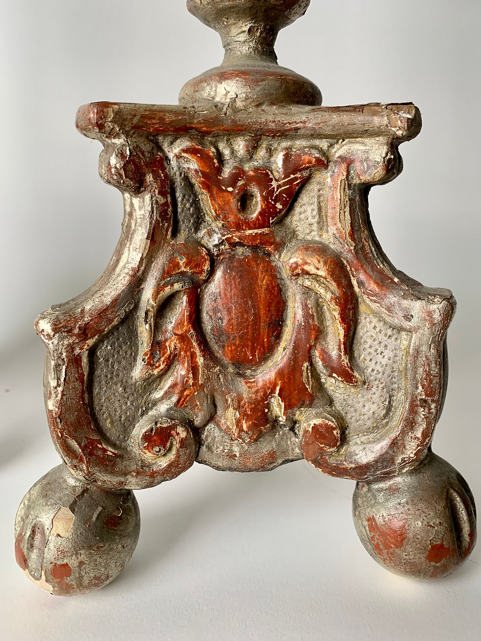 Thumbnail: Italian Pair of Chandeliers, 18th century