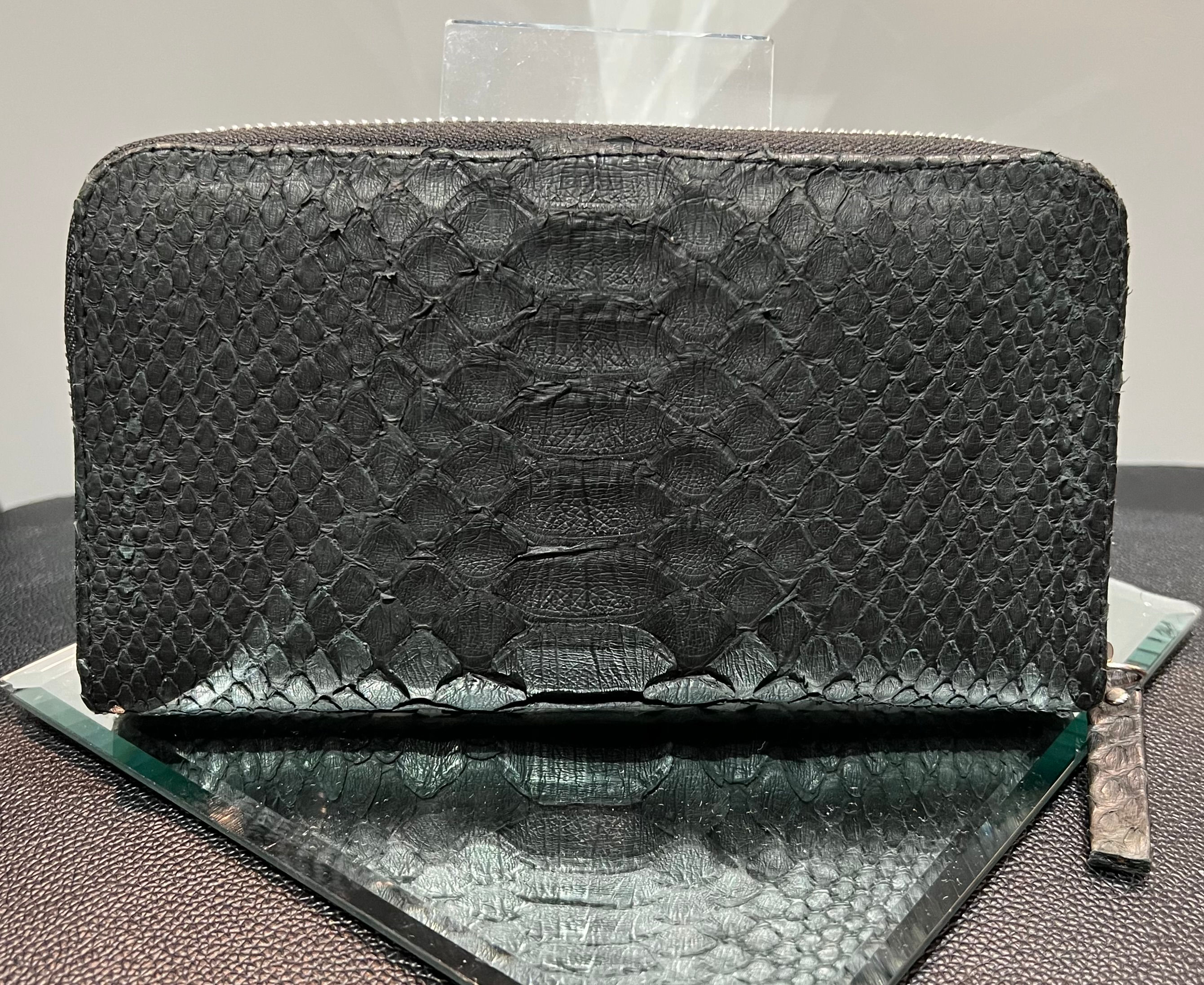 ZARIFAS COLLECTION Python Skin Zip Up Wallet