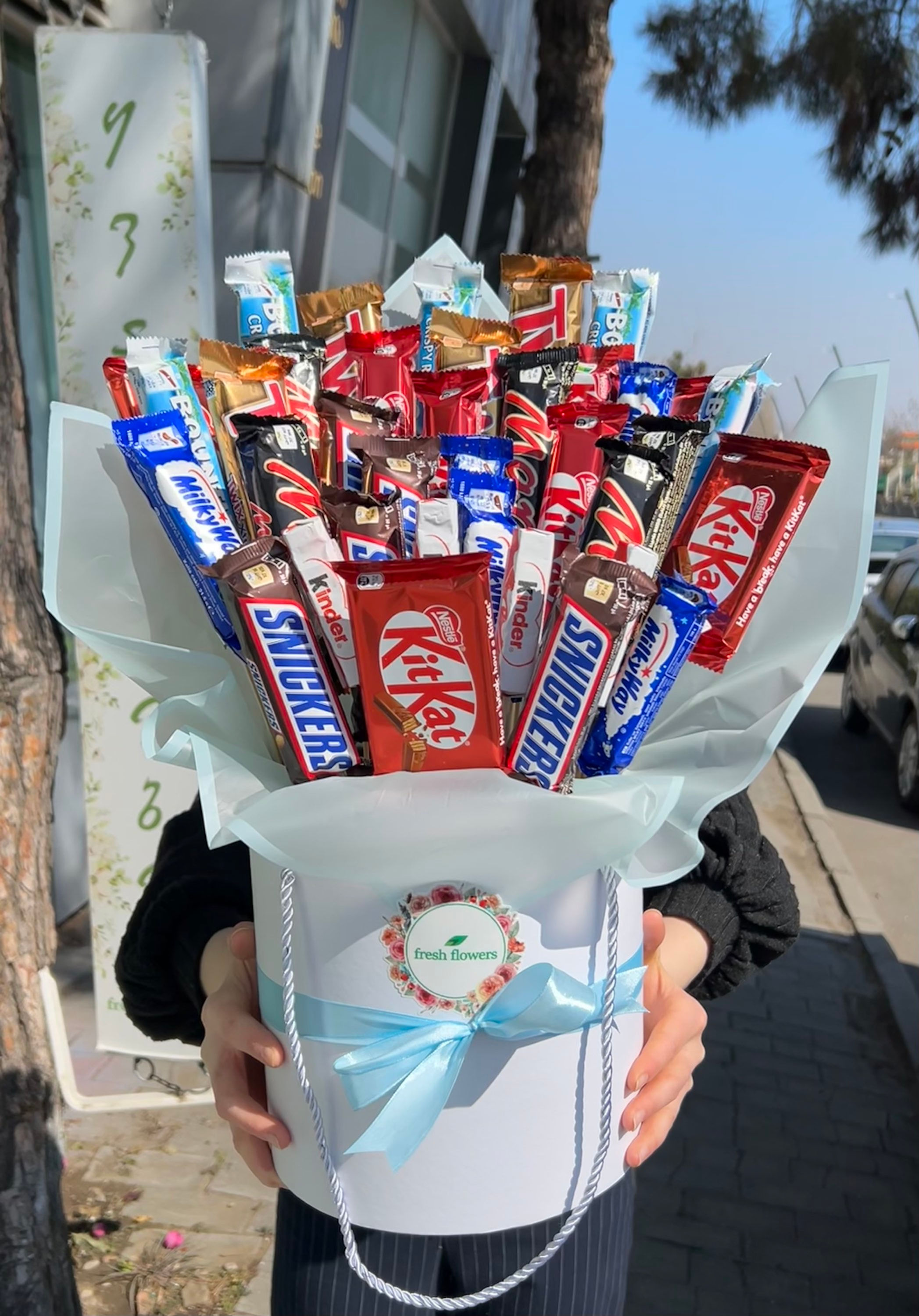 შოკოლადისა და ტკბილეულის თაიგული