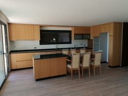 madeira carvalho natural com granito angola