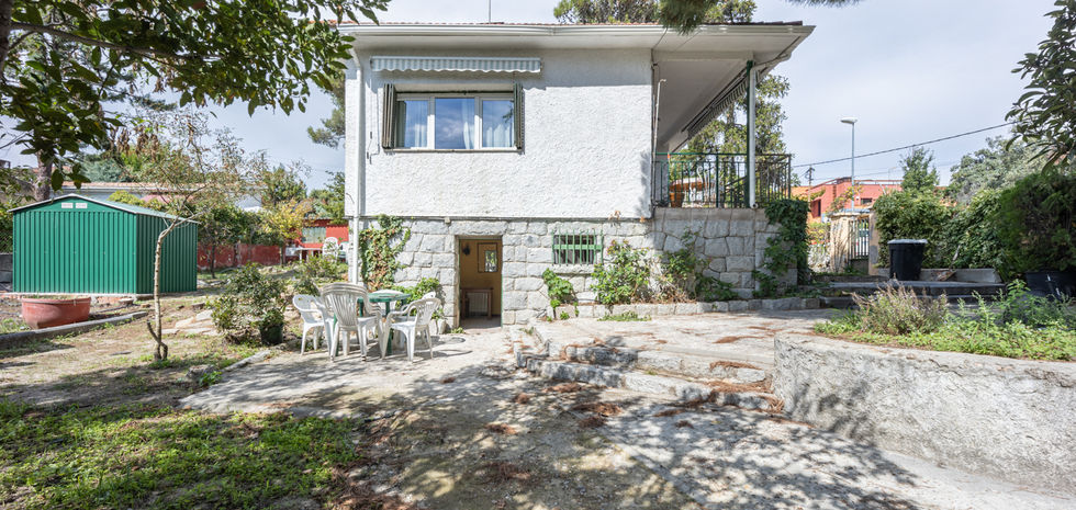 Saguar Real Estate, inmobiliaria en Las Rozas de Madrid. Inmobiliaria Las Rozas. Venta de propiedades en Las Rozas. Casas en venta en Las Rozas. Agente inmobiliario Las Rozas. Comprar casa en Las Rozas de Madrid. Propiedades en Las Rozas. Pisos en Las Rozas de Madrid. Chalets en Las Rozas de Madrid. Inversiones inmobiliarias en Las Rozas. Mejores agentes inmobiliarios Las Rozas. Valoración inmobiliaria. Valorar vivienda. Valorar piso. Valorar chalet. Opiniones Saguar. Testimonios Saguar.