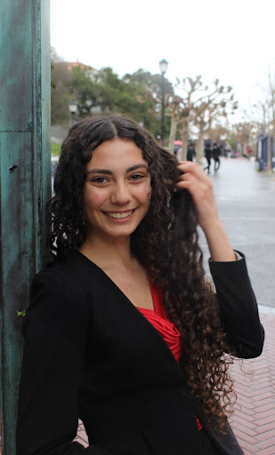Writer: Sasha Hahn