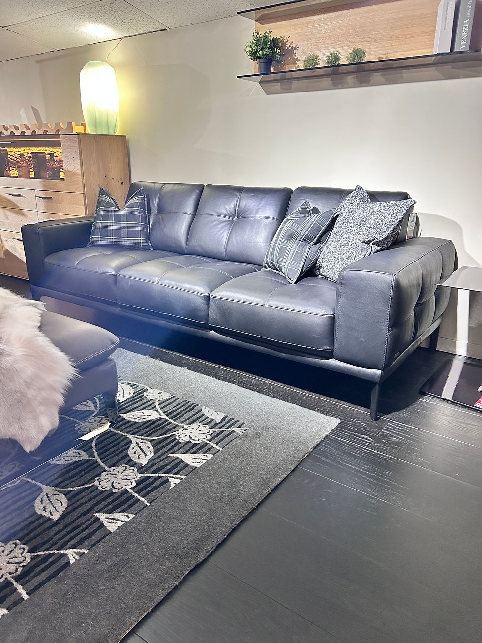 Thumbnail: NATUZZI editions 3str leather sofa  + 2.5str fabric sofa