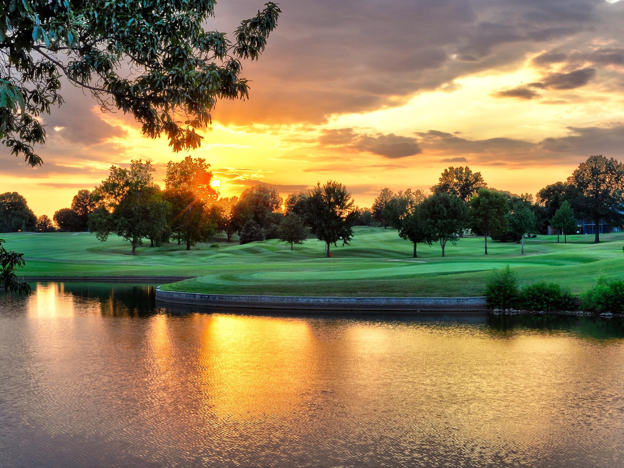 Country Club of Missouri 17th Green