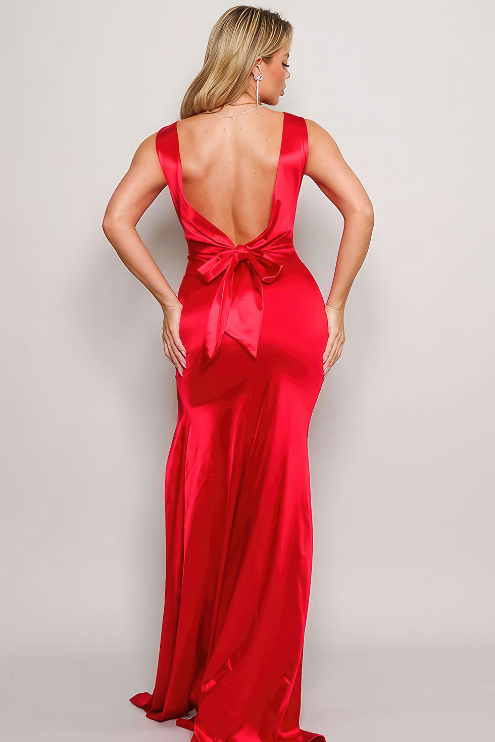 Thumbnail: Sleeveless Deep V Low Back Bow Maxi Dress