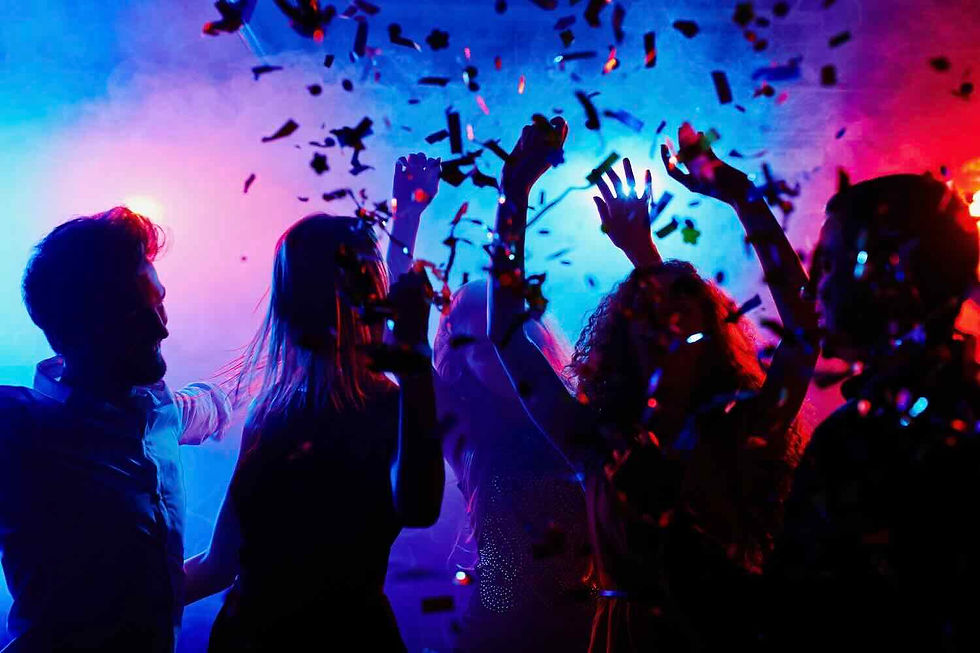10 Reasons Why You Should Do a Pub Crawl for Halloween