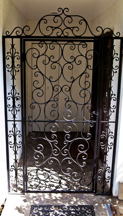 Antique Gstes - Hyde Park, NY