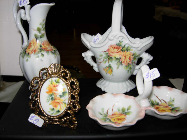 Yellow rose vanity set handpainted