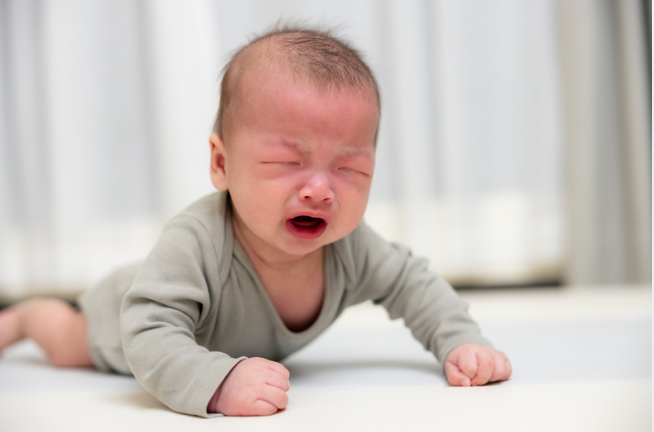 baby crying during tummy time
