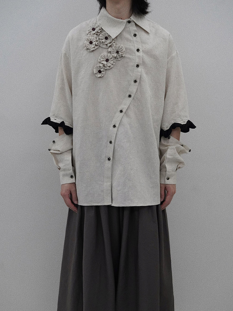 Thumbnail: Detachable Sleeve Linen Shirt with Handmade Floral Appliqué & Asymmetric Button 