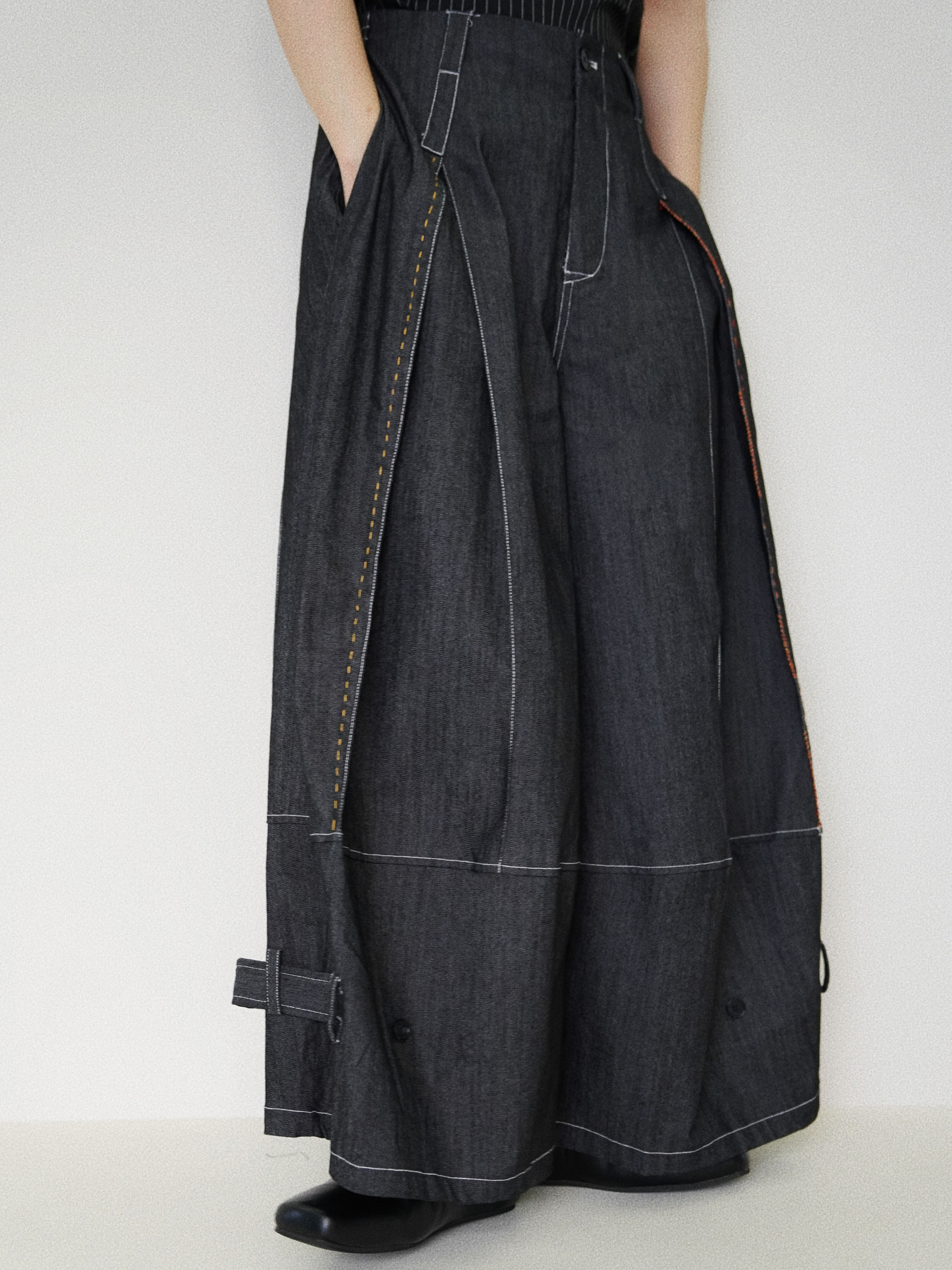 Contrast Stitch Denim Baggy Pants