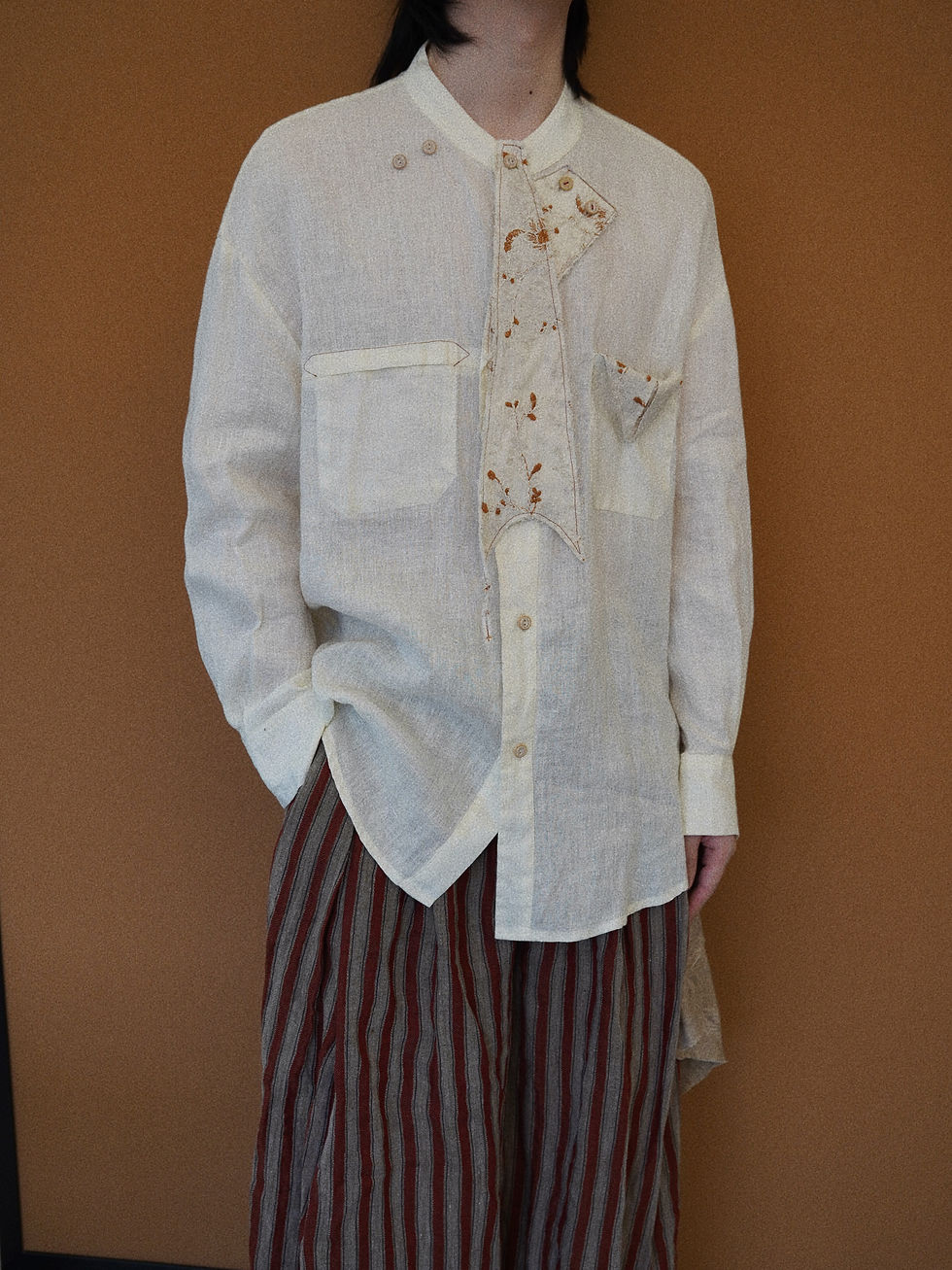 Thumbnail: Embroidered Patch Panel Asymmetric Linen Shirt