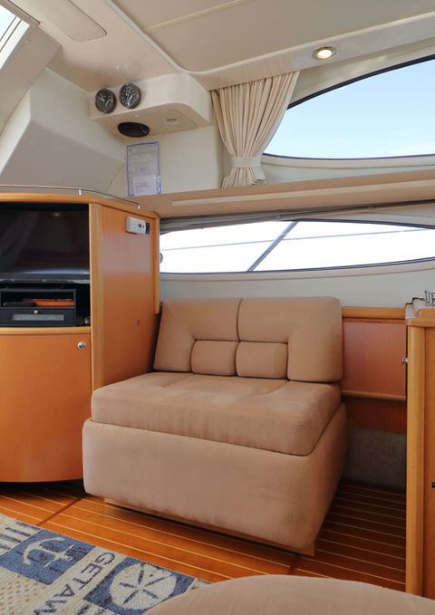 2000 Sealine F37 Simpson Yachts
