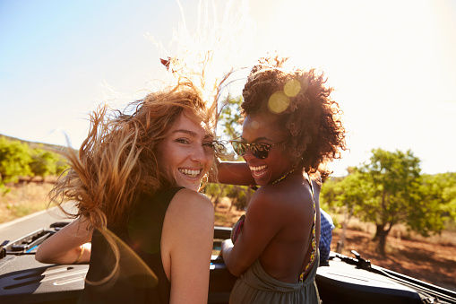 Tips to protect your hair from the summer sun