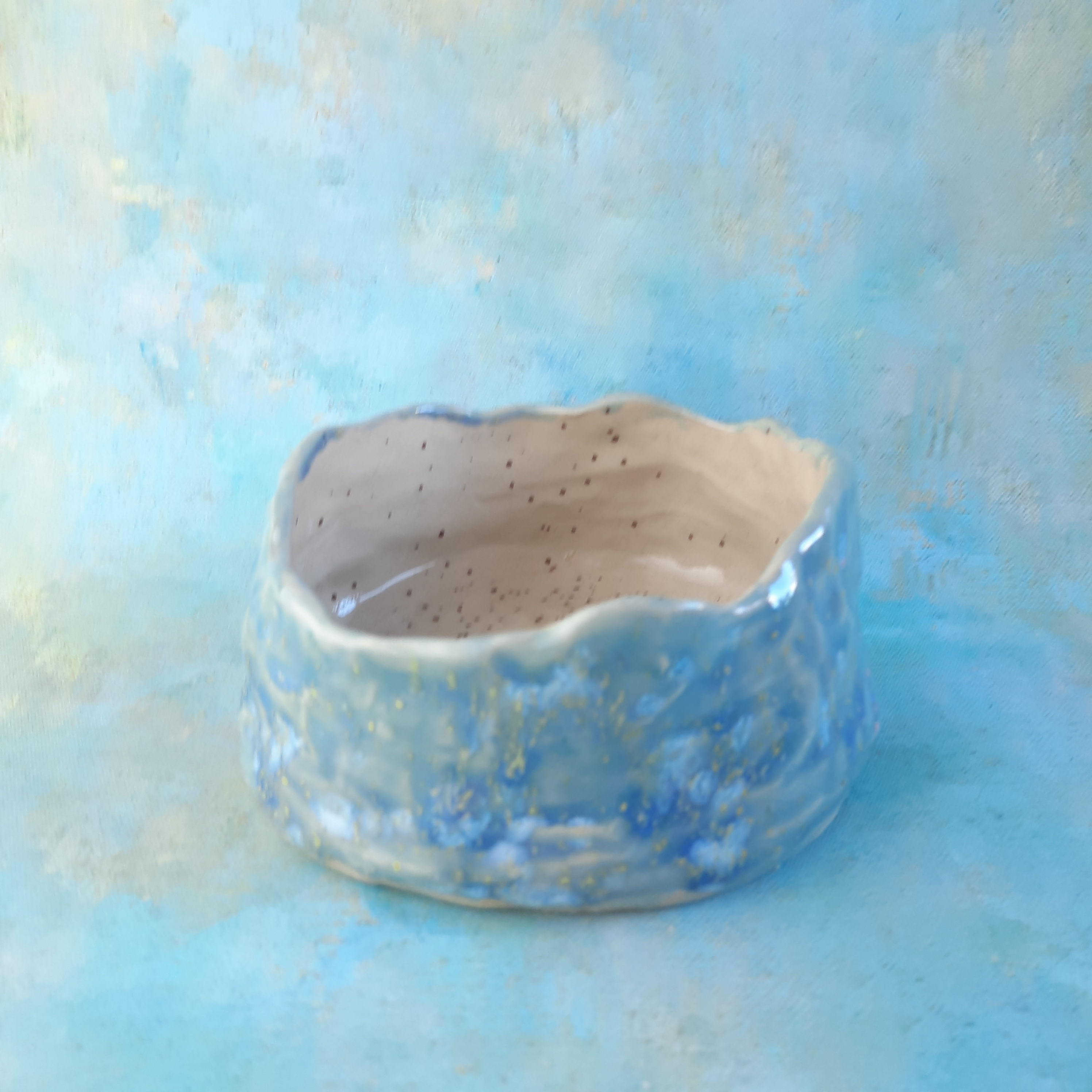 Ceramiczna błękitna miseczka