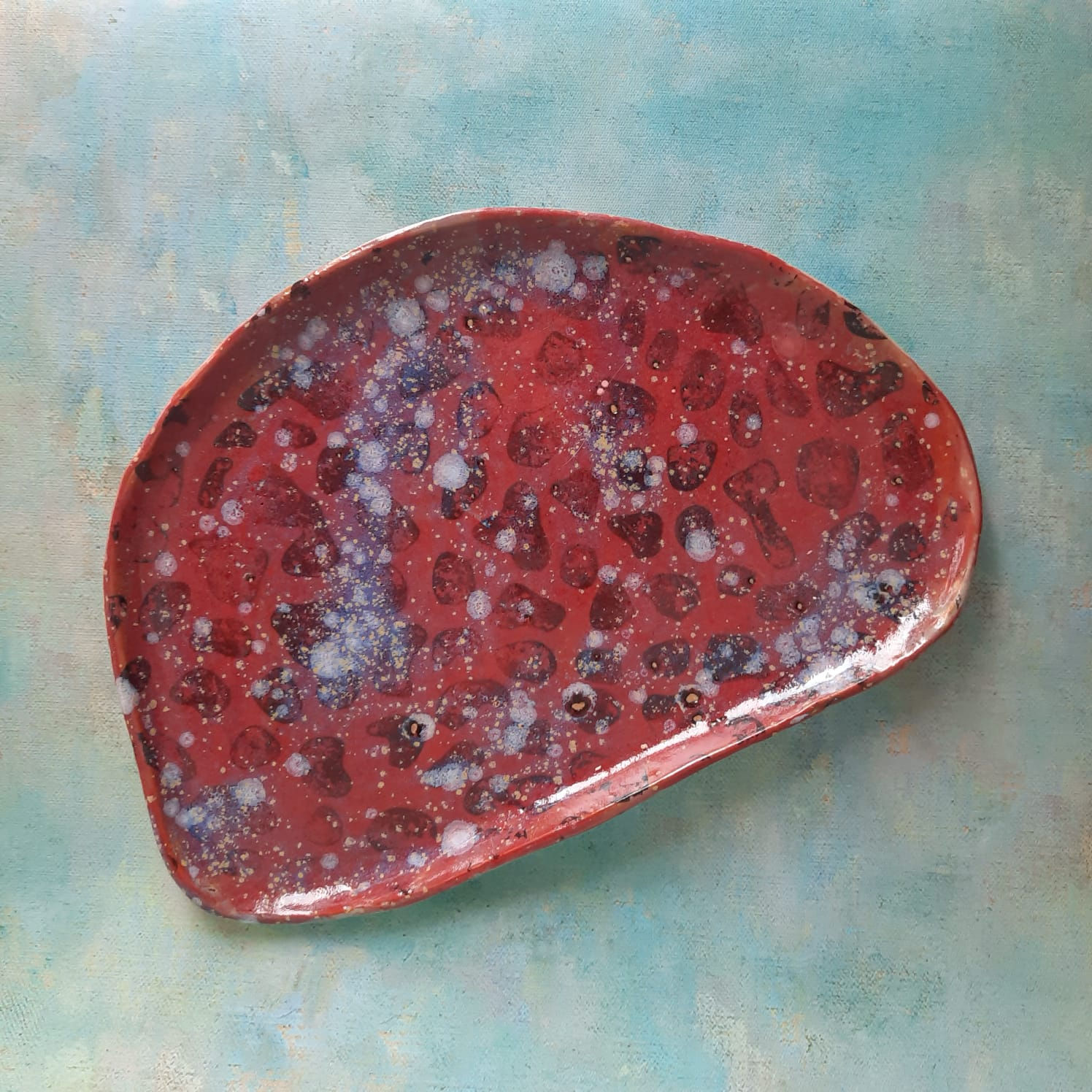 Wyjątkowy ceramiczny talerzyk