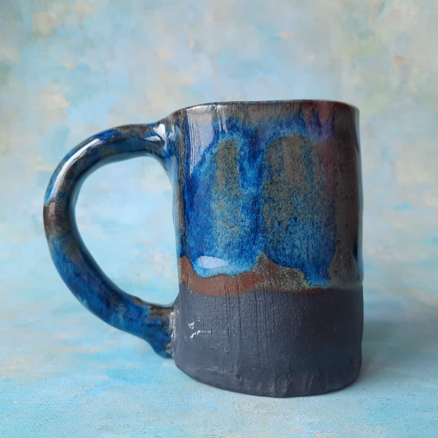 Piękny ceramiczny kubek handmade niebiesko czarny