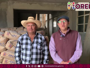 Entrega de material para centro social