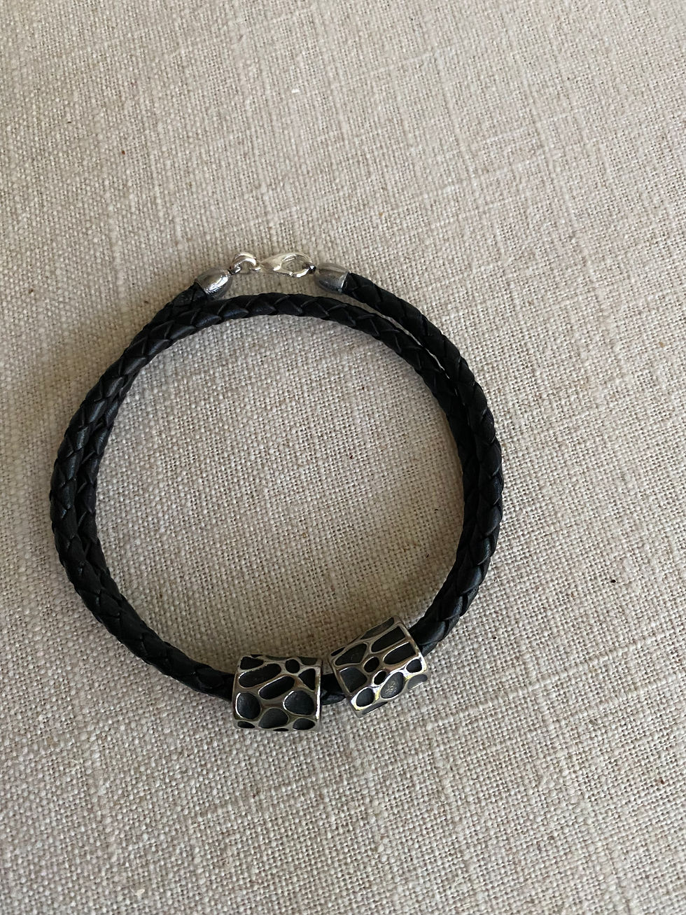 Men’s Black and Silver bracelet
