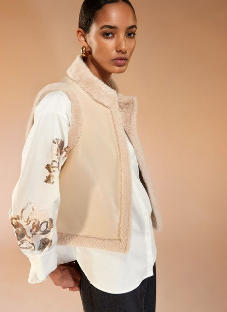 mini-Atmos-W25-Screenuse_sRGB_18