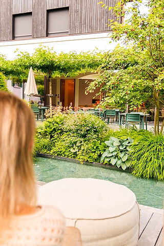 Apero im Hotel Traube nach dem Wandern