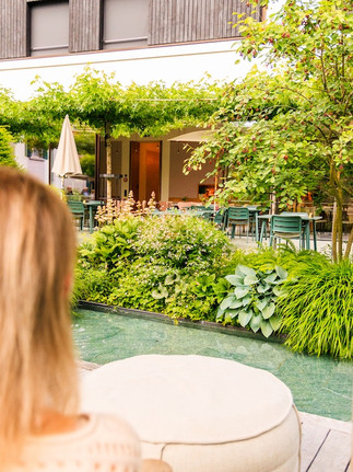 Apero im Hotel Traube nach dem Wandern