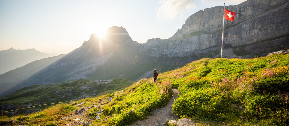 Rugghubelhütte – wo Murmeli gute Nacht wünschen