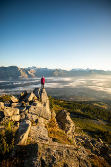 Erstes Sonnenlicht über Nendaz