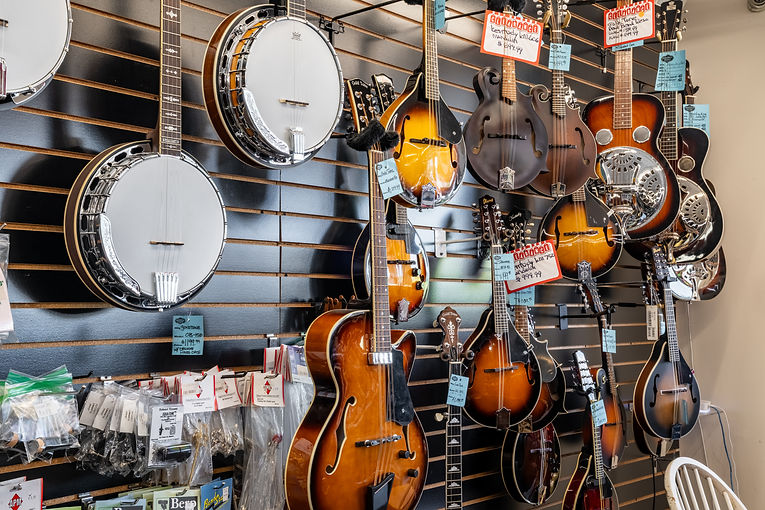 Woody's Music Store-315.jpg