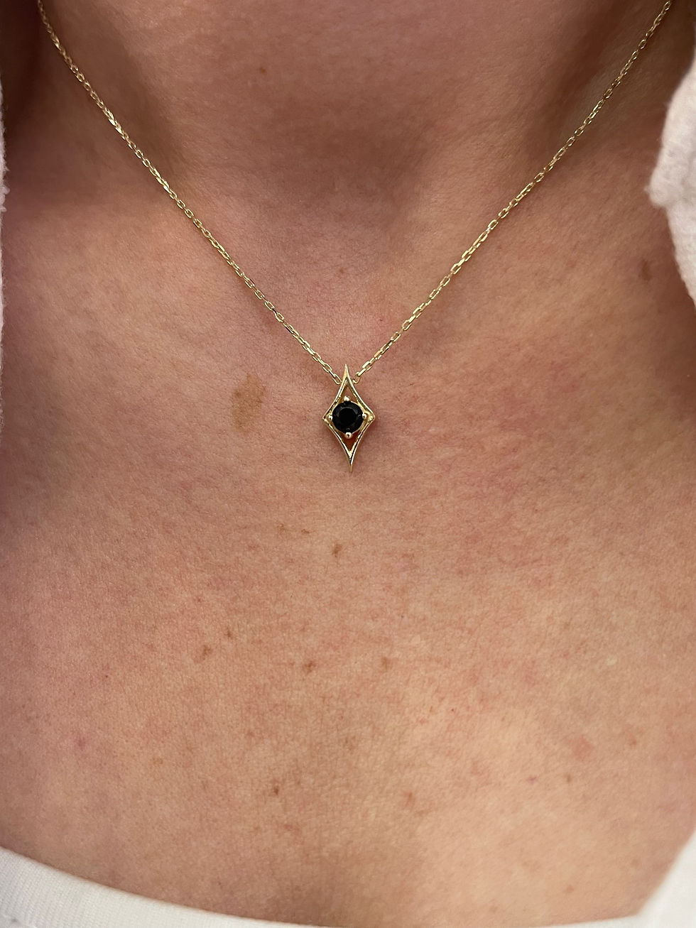 שרשרת מעויין