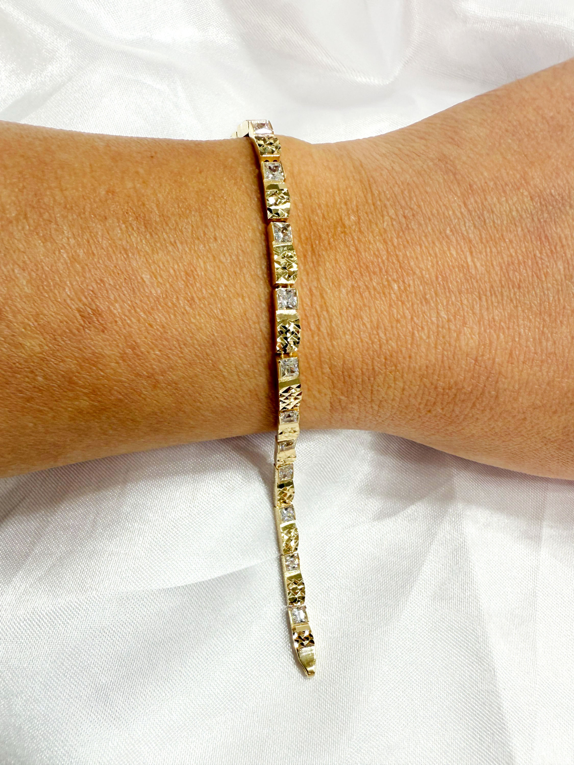 צמיד אמיליה