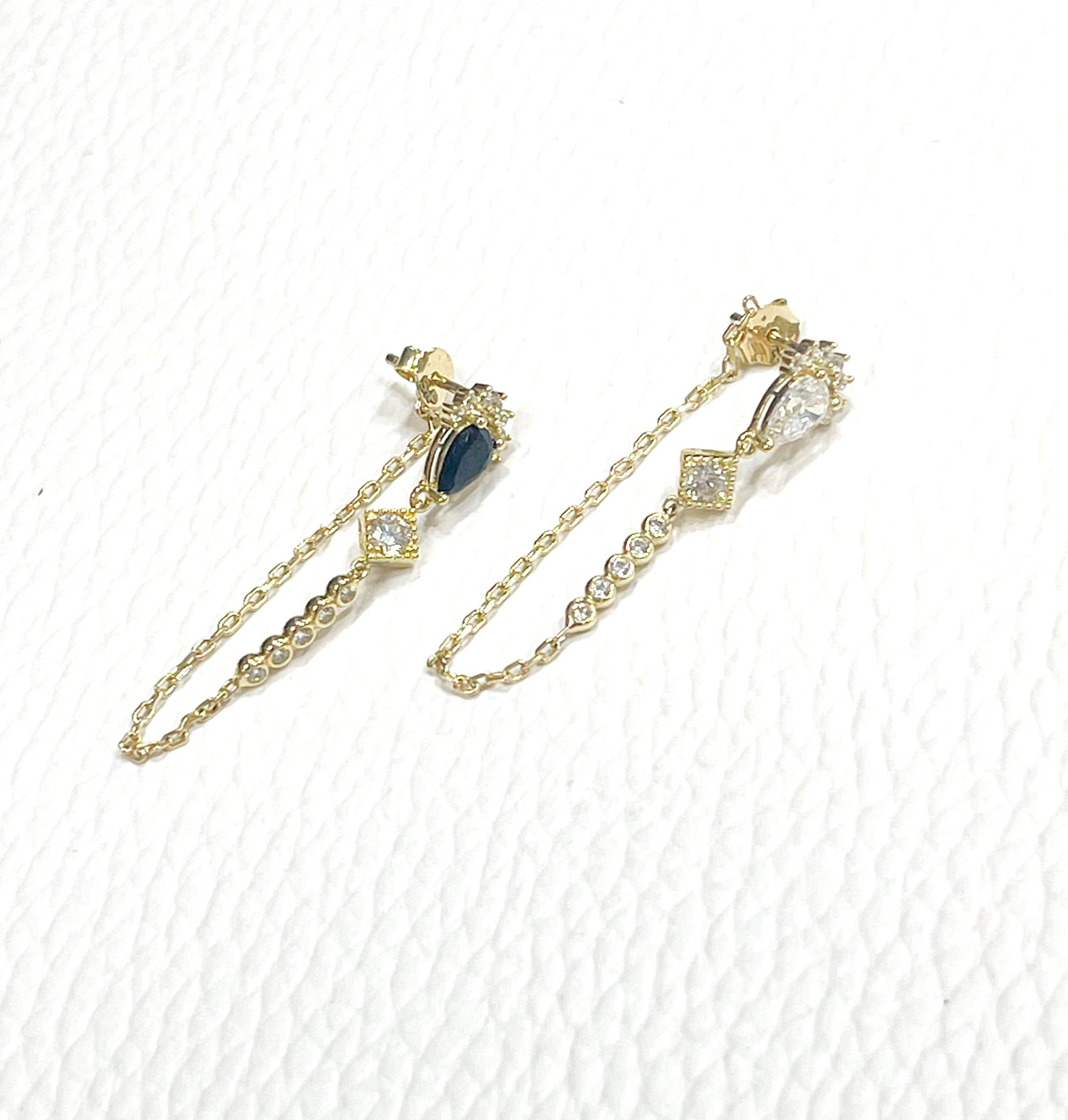 עגילי טיילור