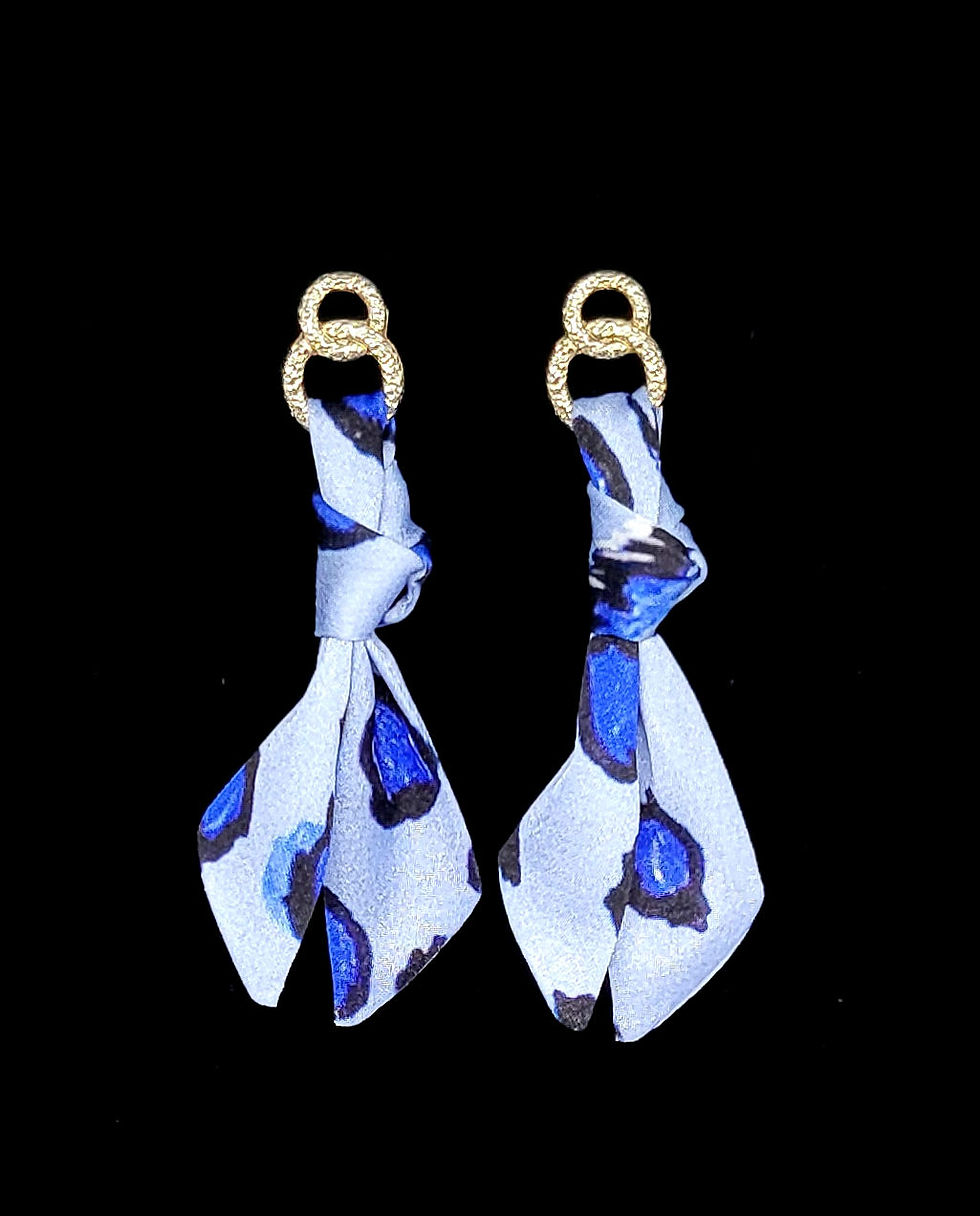 Thumbnail: Sky Blue Leopard tie earring