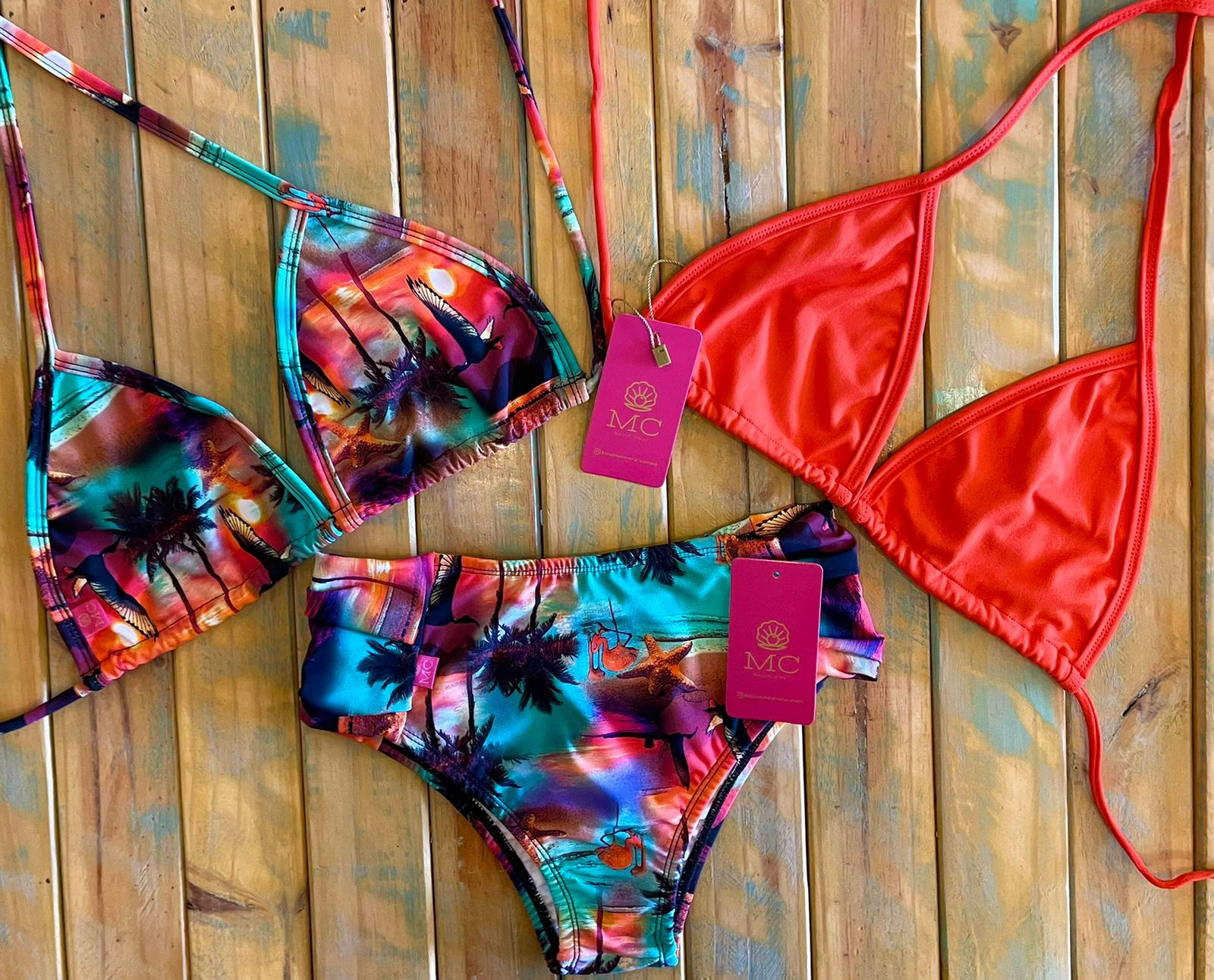 Combo Cortininha Praia / Laranja e Calcinha Bombom Cós Alto Praia