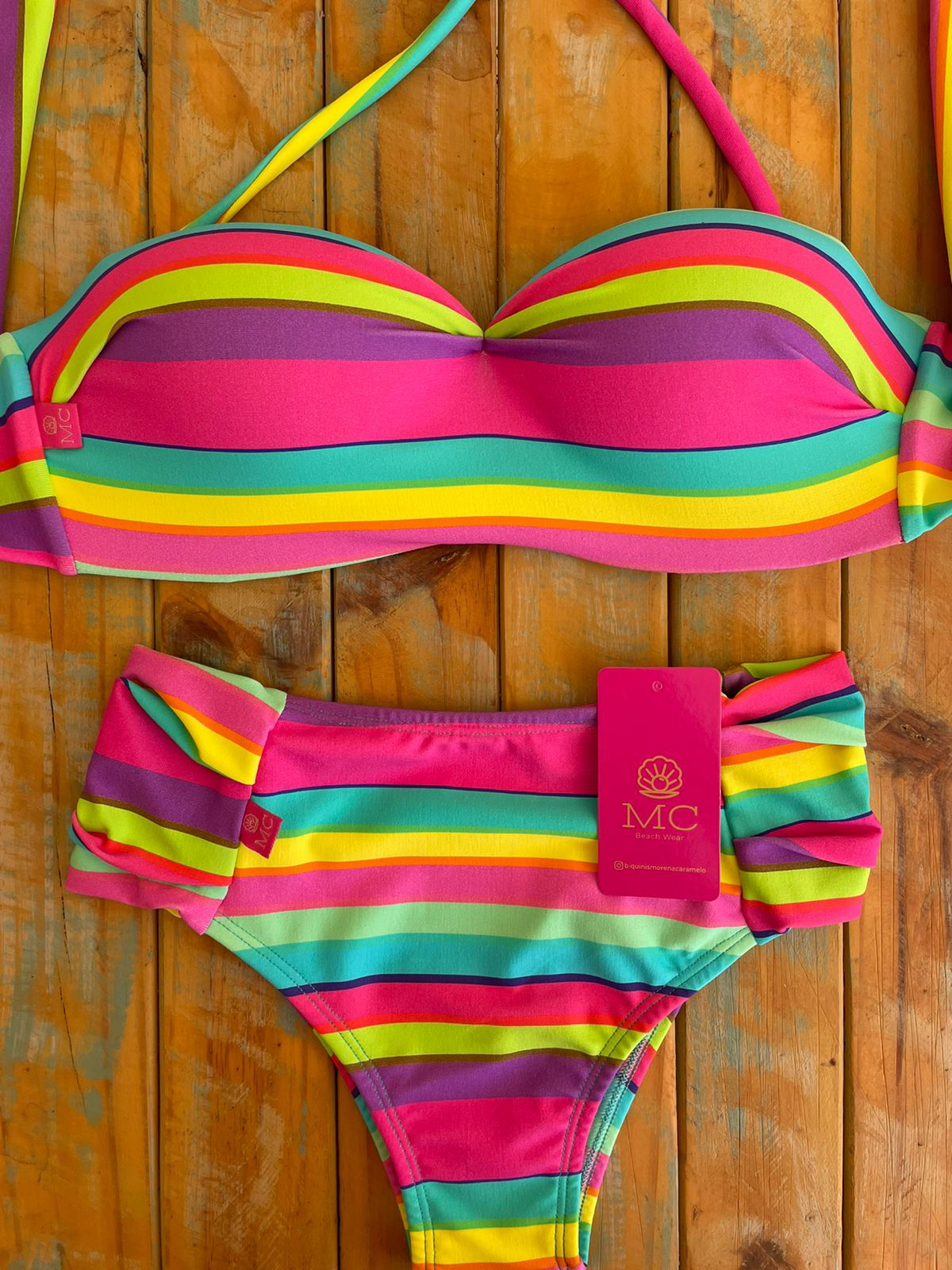 Parte de Cima Tomara Que Caia e Calcinha Bombom cos alto listras color