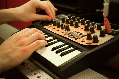 New Music Industry: Monitoring the Rise of Technology in Music