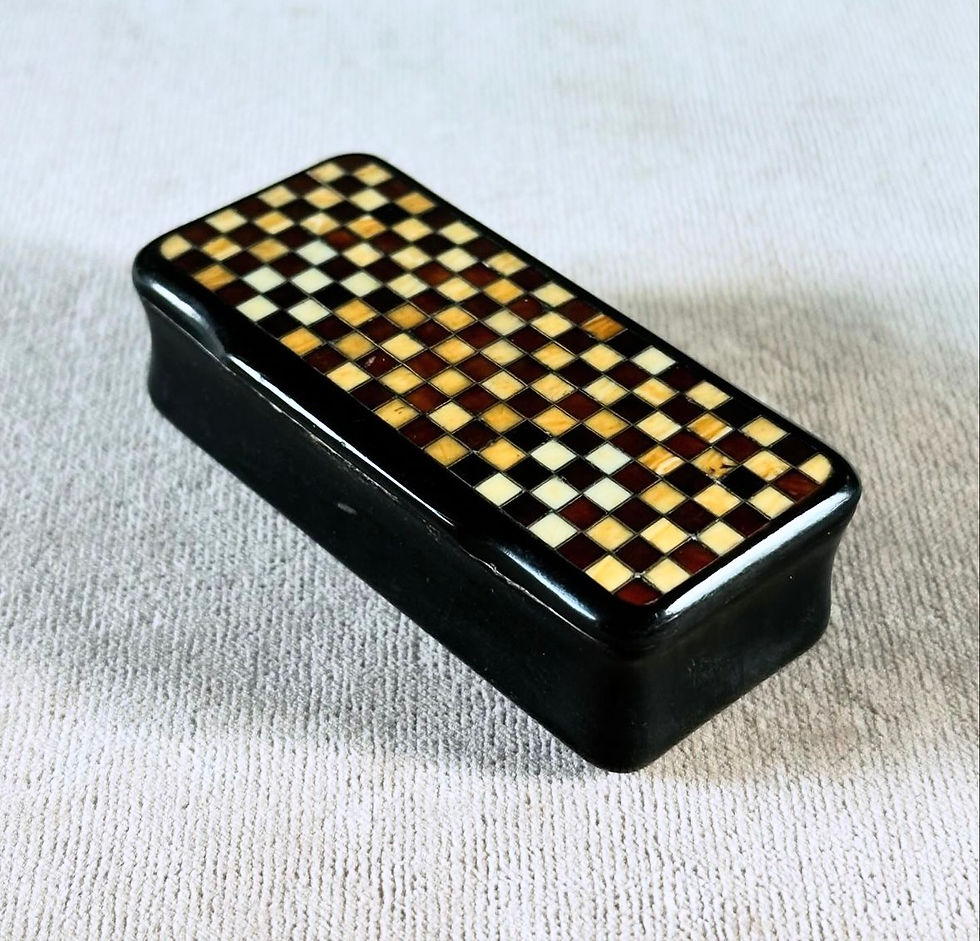 Thumbnail: A Mid 19th Century Horn Snuff Box, c.1860
