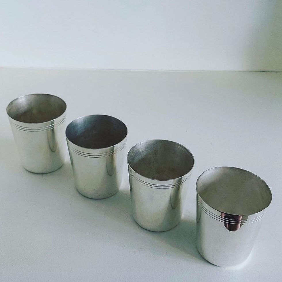 Thumbnail: A Set of Four Deco Beakers by P.H.Vogel & Co, c.1920