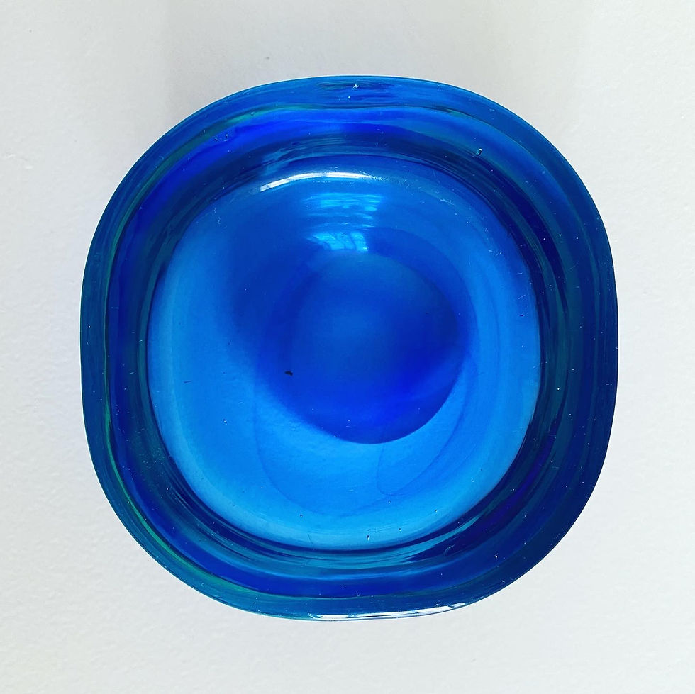 Thumbnail: A Murano Sommerso Glass Bowl