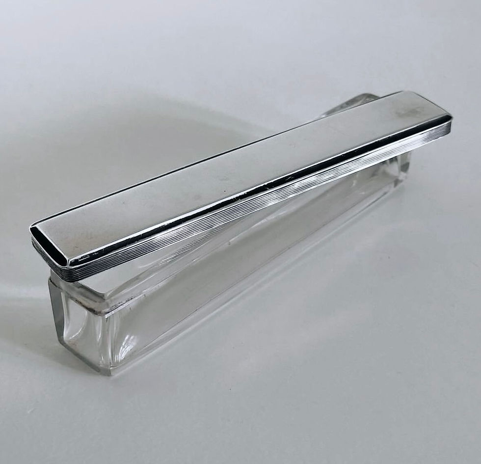Thumbnail: A William IV Period Glass and Silver Lidded Box, c.1832