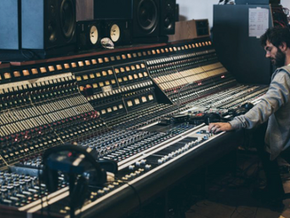 Music Tech Interviews Matt Wiggins for UAD