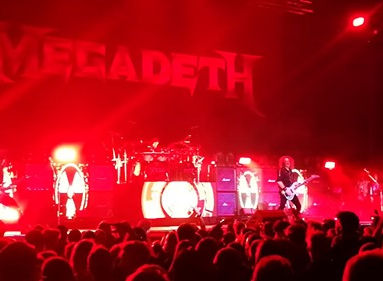 Dave Mustaine 1st Post Illness Appearance