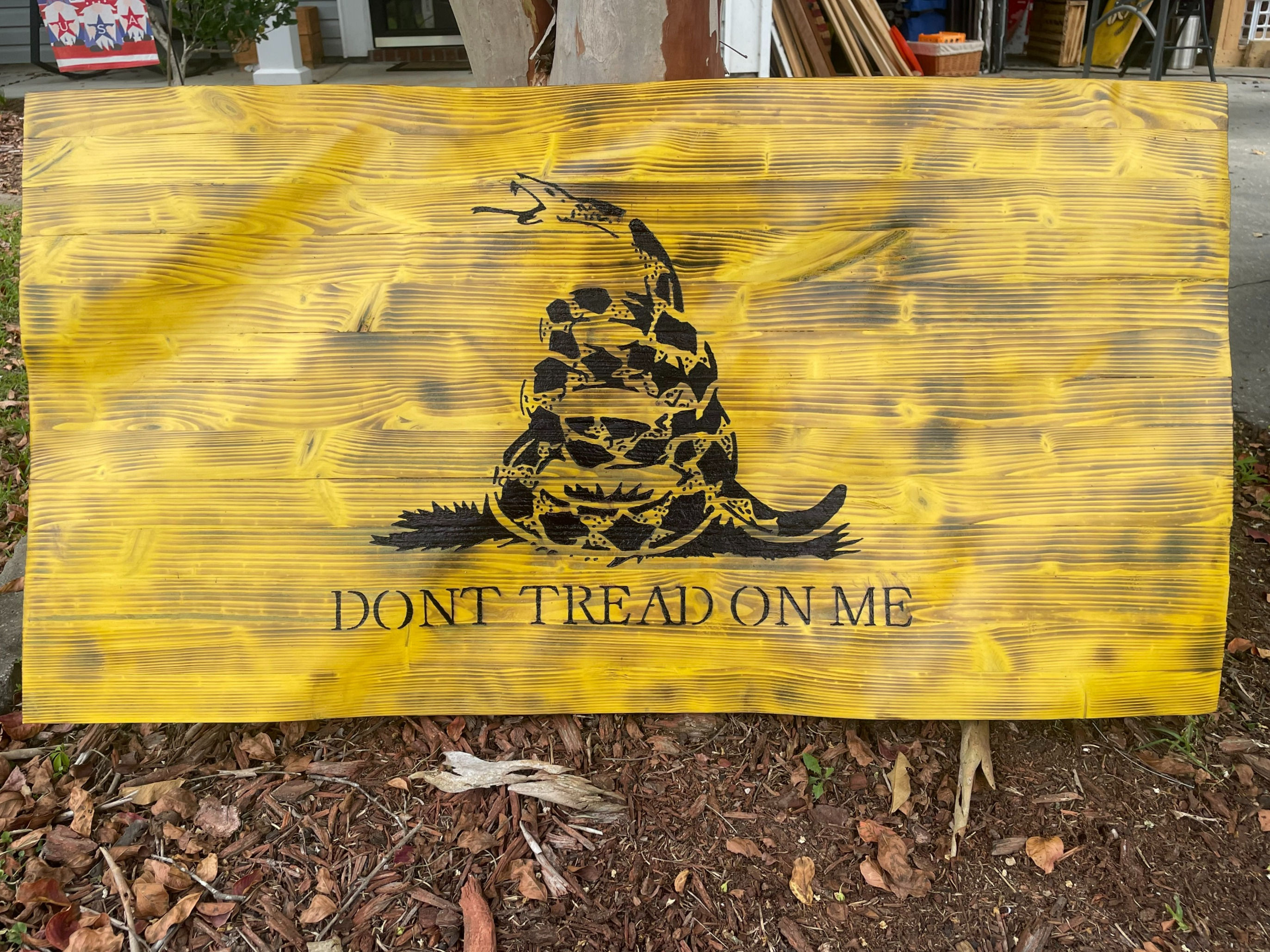 Dont Tread On Me Waving Flag