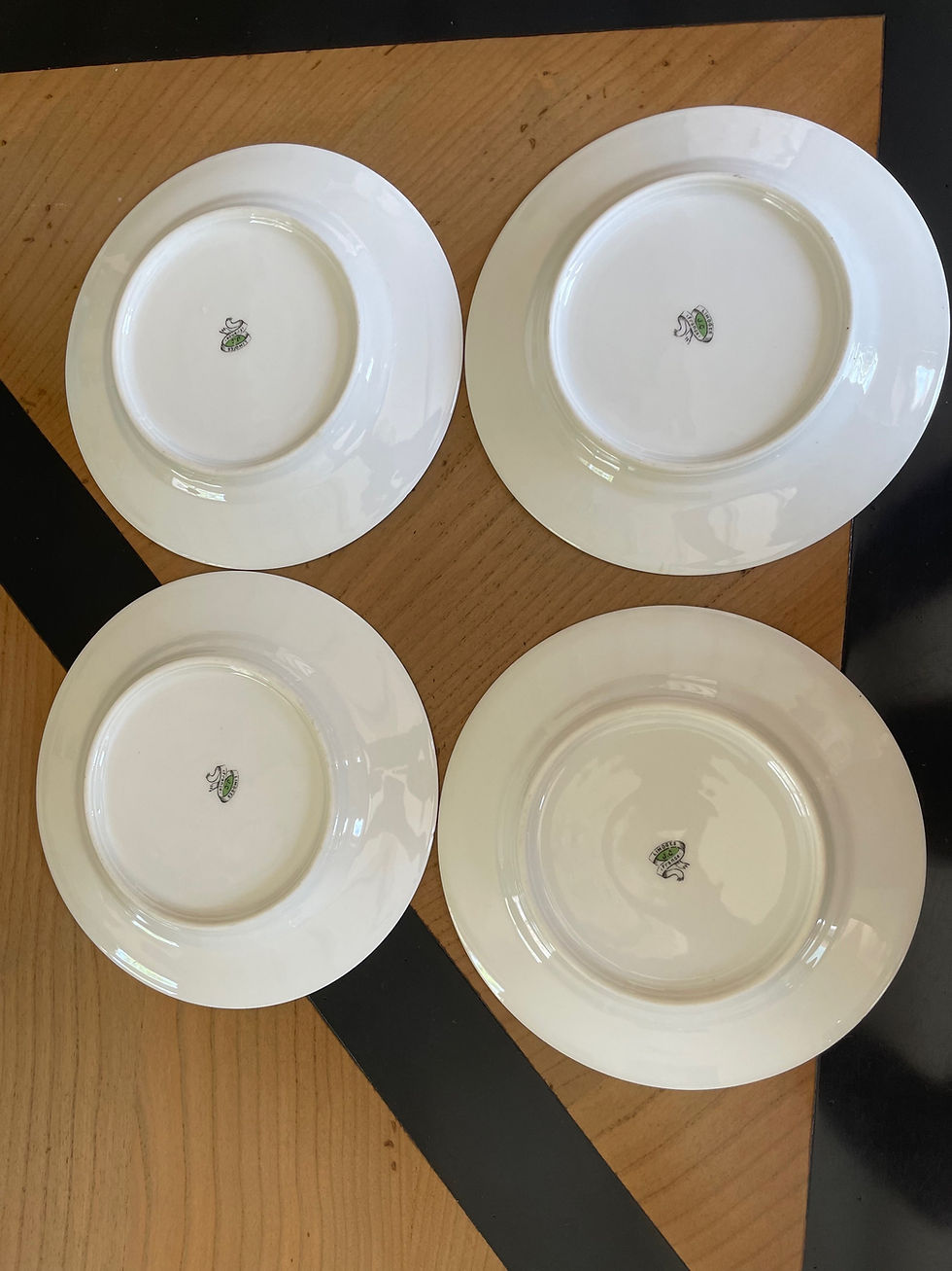Miniature : Lot plat et ses 4 assiettes à dessert 