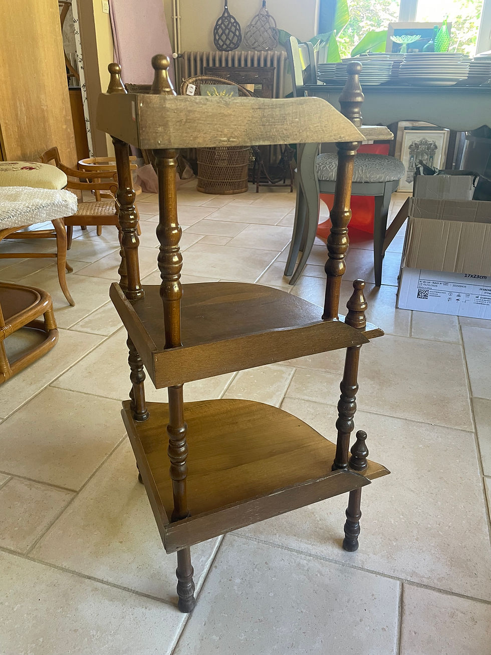 Miniatura: Petite encoignure en noyer 